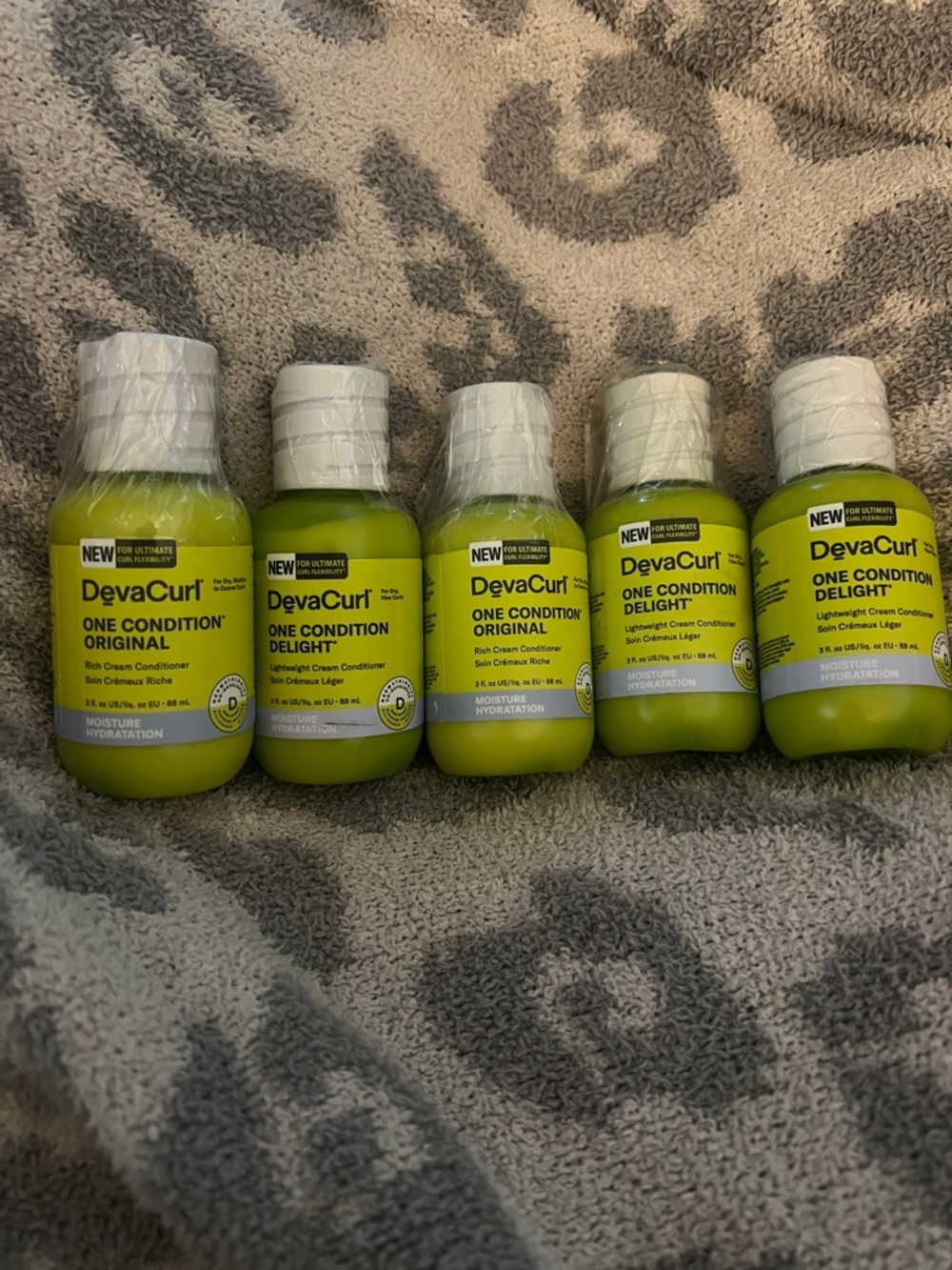 DevaCurl One Condition Original & Delight Travel Conditioner Bottles - Green